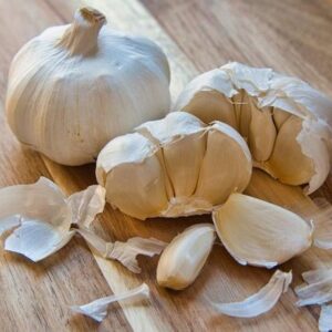 Bawang Putih 240 - 250 Gr ( Fresh Garlic Cloves )