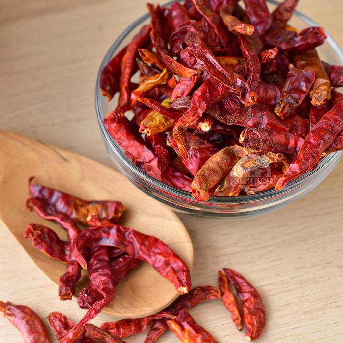 b86f1e6d_4a7d6508-137f-4e26-8ab3-5853a1449eeb Cabai Kering Import bumbudapur chili oil cabe flakes paprika powder parsley bubuk kayu - 50 Gr