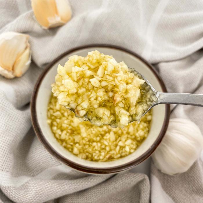 c0dd547e_4cc1c3d7-cdf4-4a52-a686-5ee1802aaf6d Bawang Putih Cincang / Minced Garlic with Vegetable Oil 150 Gr - Vegetable Oil - Image 2