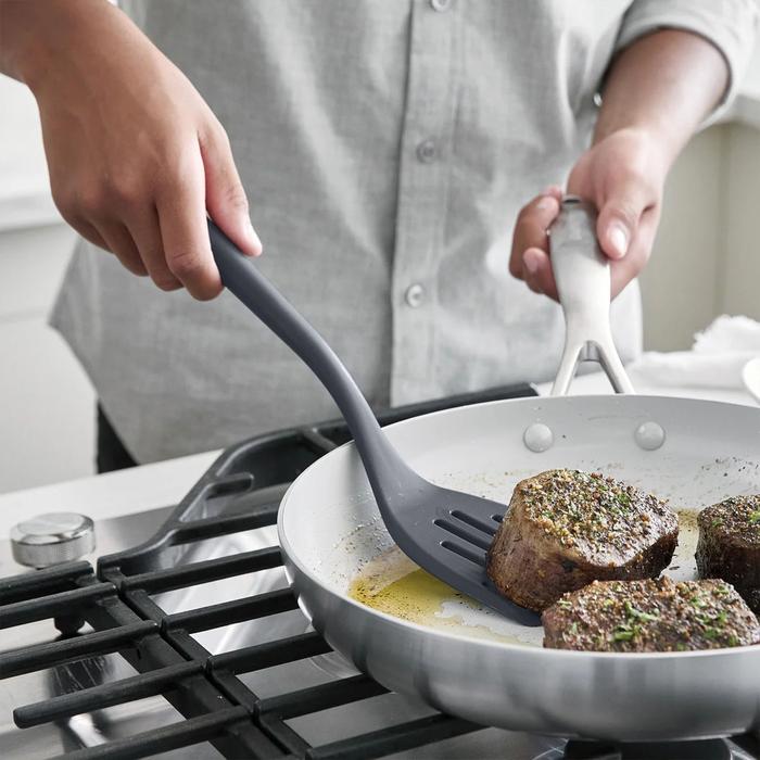 dfdd3b40_a20aa0835d234c87944e2576db7768dc Alat Dapur Sesa Spatula Large Slotted Turner Grey Ikan Silikon - Image 4